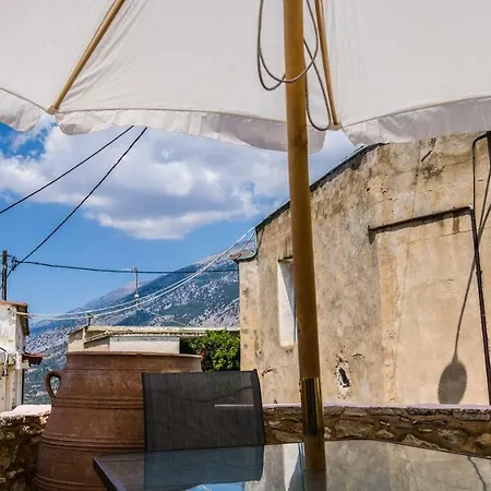 Nivritos Traditional Homes Exterior photo
