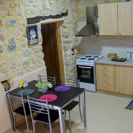 Nivritos Traditional Homes Exterior photo